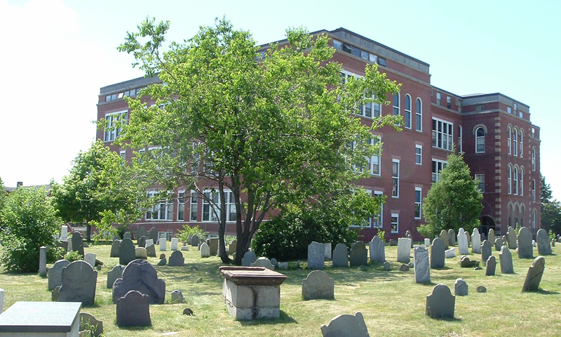 Eastern Cemetery, Photo Courtesy of Spirits Alive