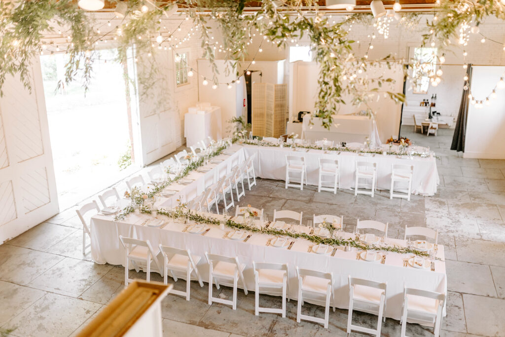 Wedding at Diamond's Edge. Photo Credit: Clay Taylor Photography