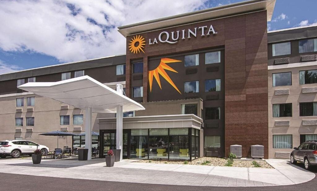 Hotel Exterior. Photo Credit: La Quinta Inn & Suites