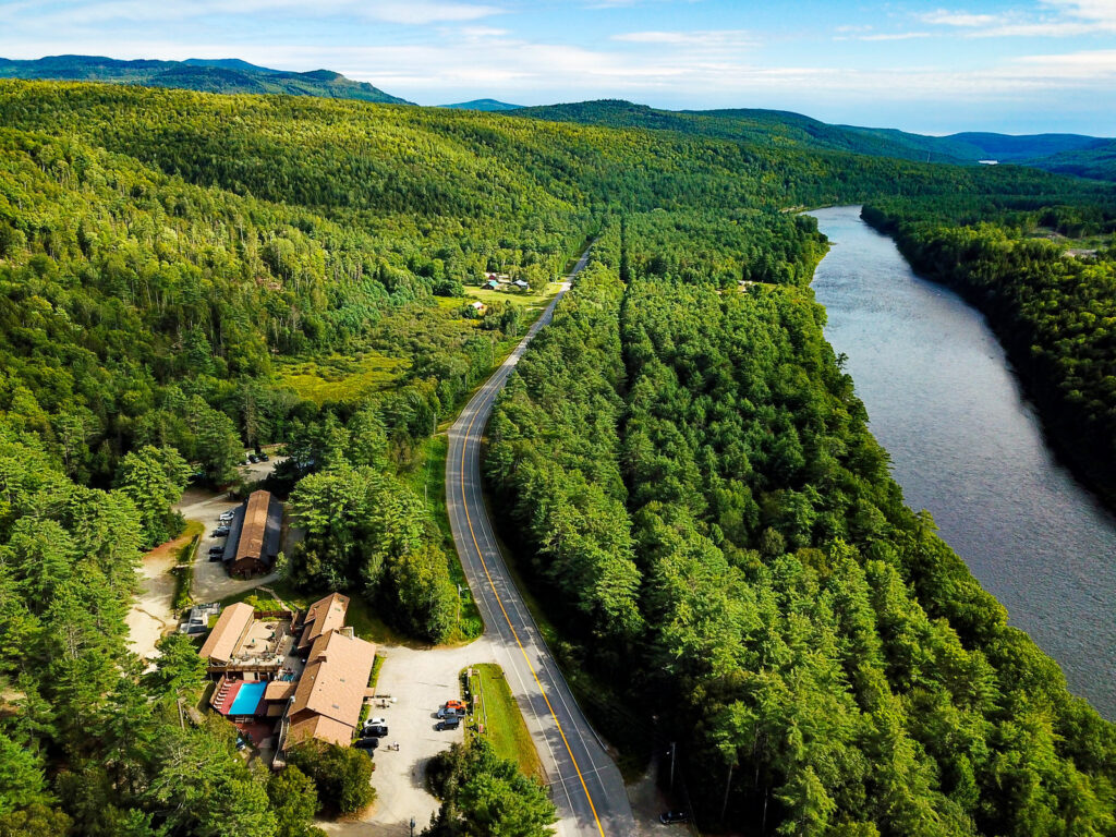 Northern Outdoors Resort. Photo Credit: Northern Outdoors Northern Outdoors Resort. Photo Credit: Northern Outdoors