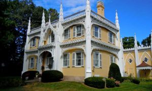 Wedding Cake House. Photo Provided by Maine Day Trip Tours