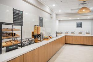 Breakfast Buffet. Photo Credit: Holiday Inn by the Bay