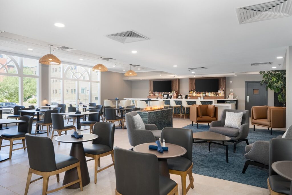 Local Toast Restaurant. Photo Credit: Holiday Inn by the Bay