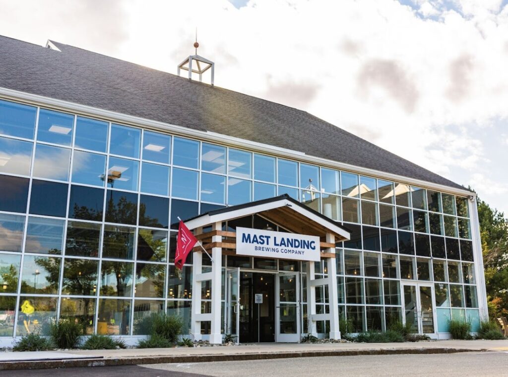 Freeport Taproom. Photo Credit: Mast Landing Brewing Company