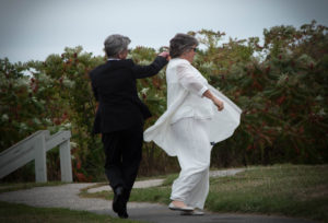 Wedding Couple Dancing. Photography by: Mallory Richter of Brunswick