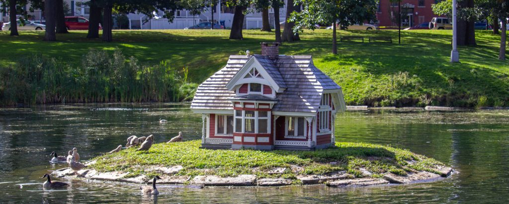 Deering Oaks Park, Photo Credit: Serena folding