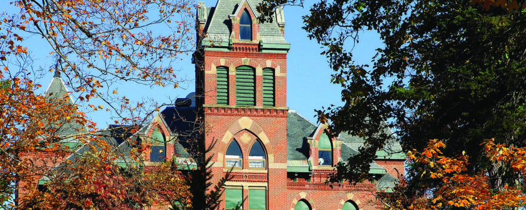Gorham Maine Building, Photo credit to Jean-Pierre Rousset Gorham Maine Building, Photo credit to Jean-Pierre Rousset