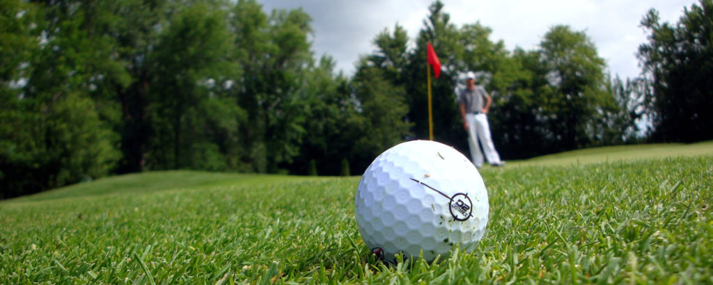 Golfing on Green, Photo Credit: Shawn Carpenter Wikipedia Commons