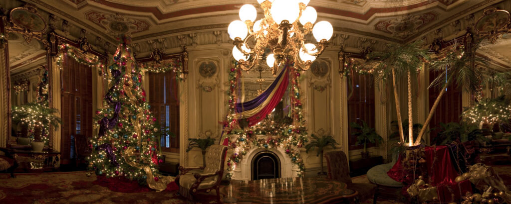 Victoria Mansion at Christmastime, Photo Credit: CFW Photography