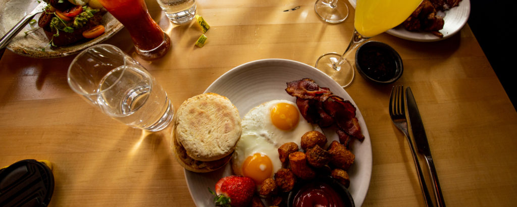 Breakfast With Mimosas and Bloody Marys Downtown, Photo Credit: Visit USA Parks and Tobey Schmidt