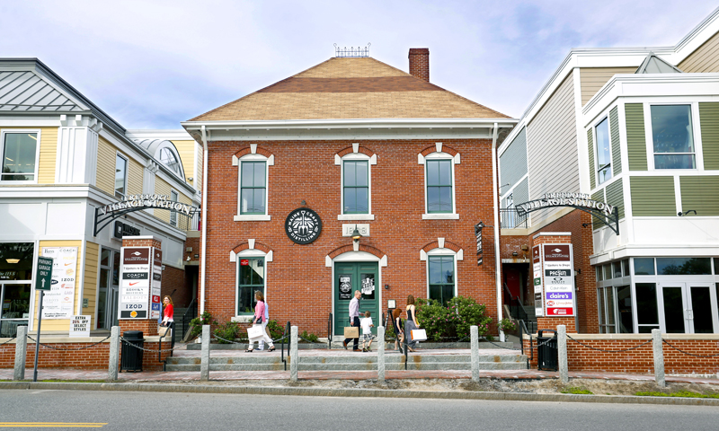 Freeport Village Station, Photo Credit: Tim Greenway