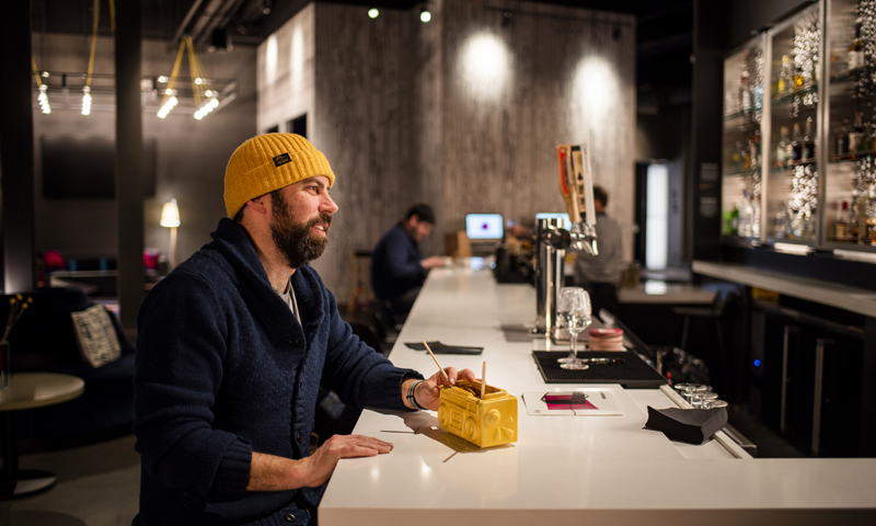 WXYZ Bar at Aloft, Photo Credit: Capshore Photography