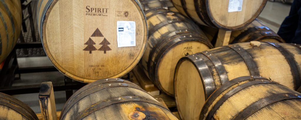 Three of Strong Barrels, Photo Credits: Serena Folding