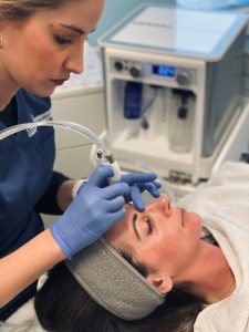 Diamond Glow Treatment at CECofNE, Photo Credits: CECofNE