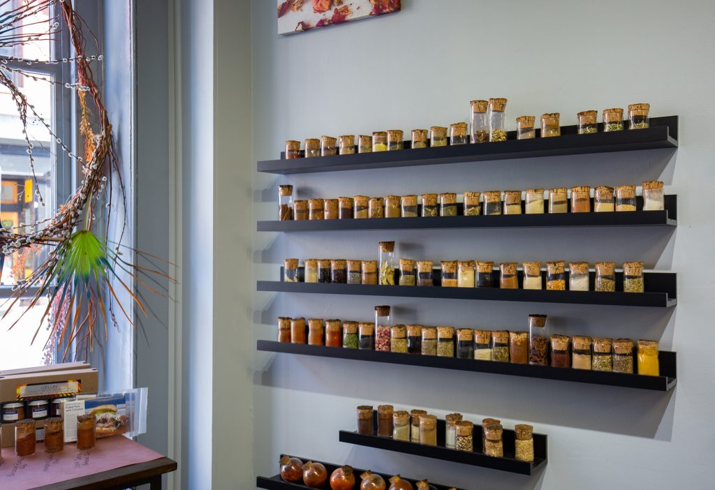SKORDO spice rack, Photo Credits: Serena Folding