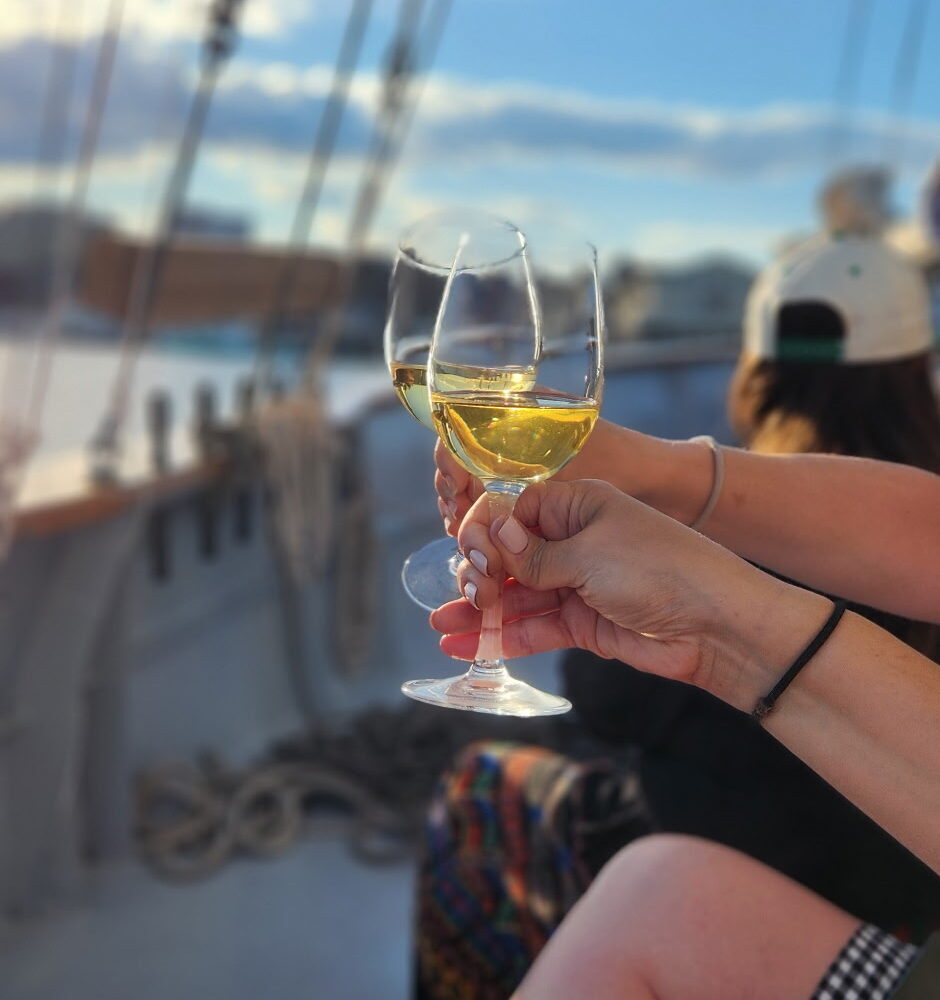 Wine Cheers on Wine Wise Sail. Photo credit: Kate McDonough