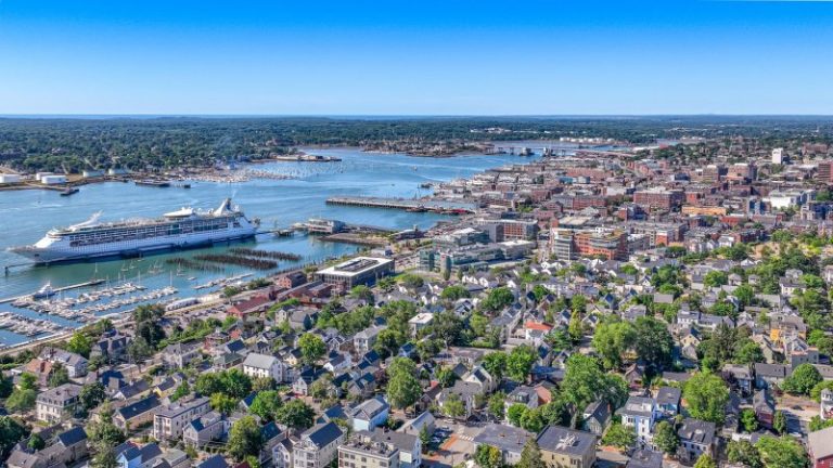 Portland Skyline and waterfront, Photo Credits: Peter Morneau Photography