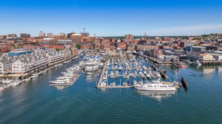 Cityscape of wharfs, Photo Credits: Peter Morneau Photography