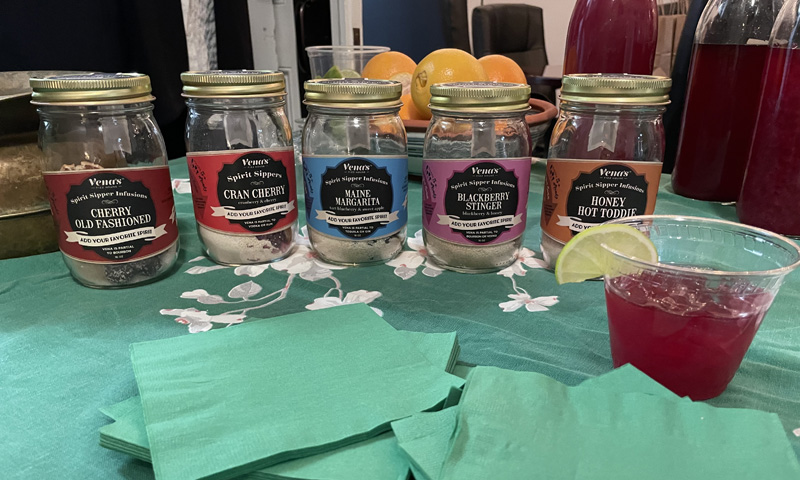 Vena's Mixology Class, Photo Credit: Serena Folding Vena's Mixology Class, Photo Credit: Serena Folding