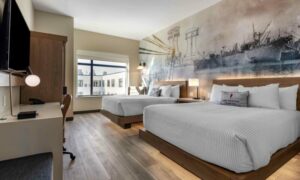 Double Queen Guestroom, Photo Credit: CS3 Photography