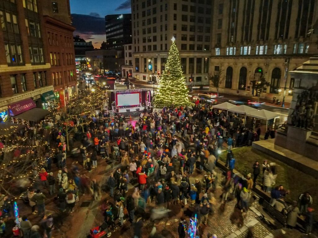 Merry Maddness. Photo courtesy of Portland Downtown
