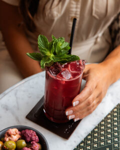 Cocktail at Five of Clubs. Photo Credit: Longfellow Hotel