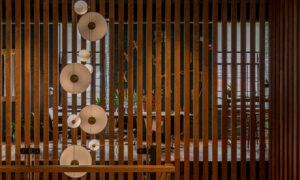 Lincoln Hotel Chandelier, Photo Credit: PGM Photography