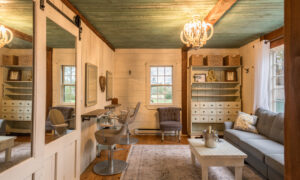 Boothbay Playhouse Cozy room, Photo Credit:: PGM Photography