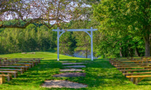 Cunningham Farms aisle, Photo Credit: PGM Photography