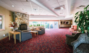 Lobby. Photo Credit: Fireside Inn & Suites Portland
