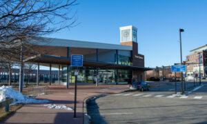 Exterior of Visitor Information Center; Photo Credit: Lauren Peters at Visit Portland