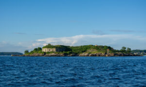 Wine Wise Wine Sail; Photo Credit: Lauren Peters at Visit Portland
