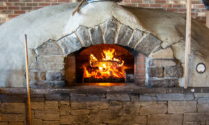 Flatbread stone fire flatbreads; Photo Credit: Lauren Witt at Visit Portland
