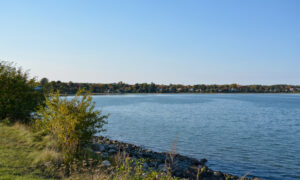 Back Cove trail on a sunny day; Photo Credit: Lauren Witt at Visit Portland