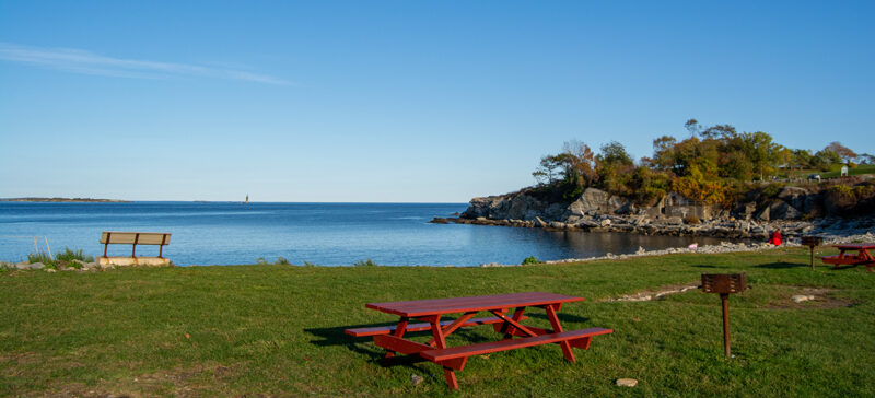 Beach at Fort Williams Park in the fall; Photo Credit: Lauren Witt at Visit Portland Beach at Fort Williams Park in the fall; Photo Credit: Lauren Witt at Visit Portland