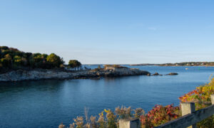 Beach at Fort Williams Park in the fall; Photo Credit: Lauren Witt at Visit Portland