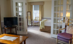 McKernan Inn hotel suite; Photo Credit: Lauren Witt at Visit Portland