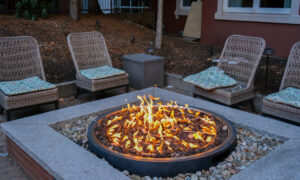 Harbor Bistro firepit; Photo Credit: Lauren Witt at Visit Portland