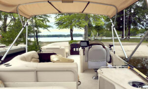 Sebago Lake Cruises. Photo Credit: Ashley Foley Photography