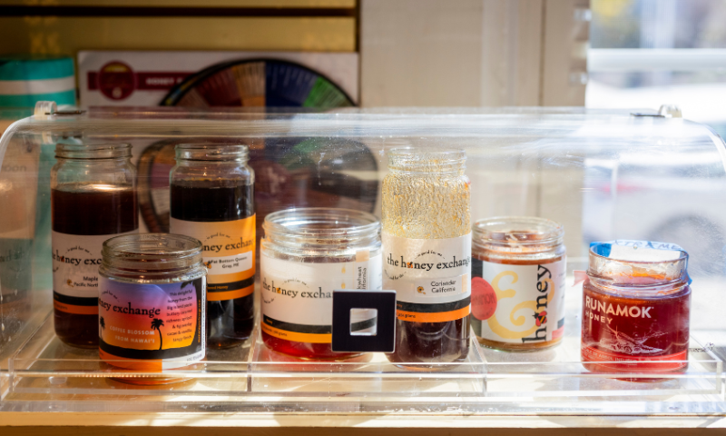 Honey Exchange, Photo Credit: Capshore Photography
