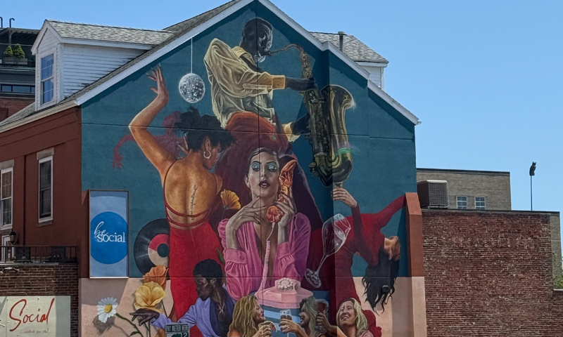 Art District Mural, Photo Credit: Kirstie Archambault Art District Mural, Photo Credit: Kirstie Archambault