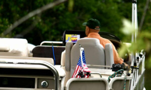 Sebago Lake Cruises. Photo Credit: Ashley Foley Photography