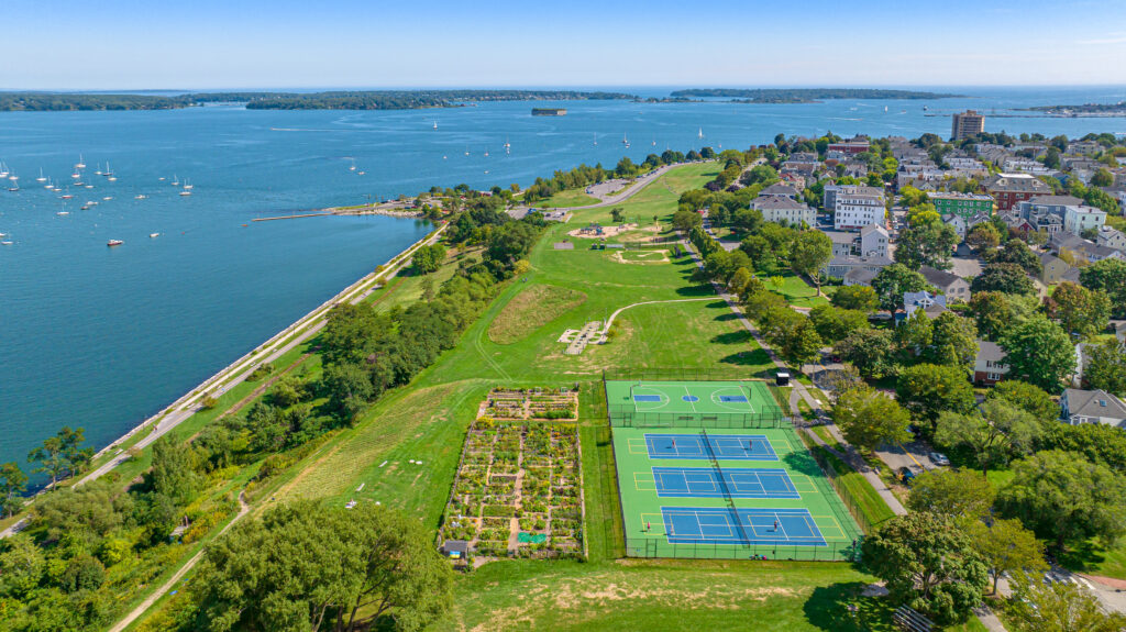 Photo by Peter G. Morneau