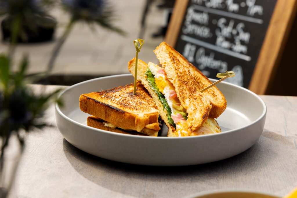 Brunch at Bistro Leluco. Photo Credit: Bon Vivants Creative