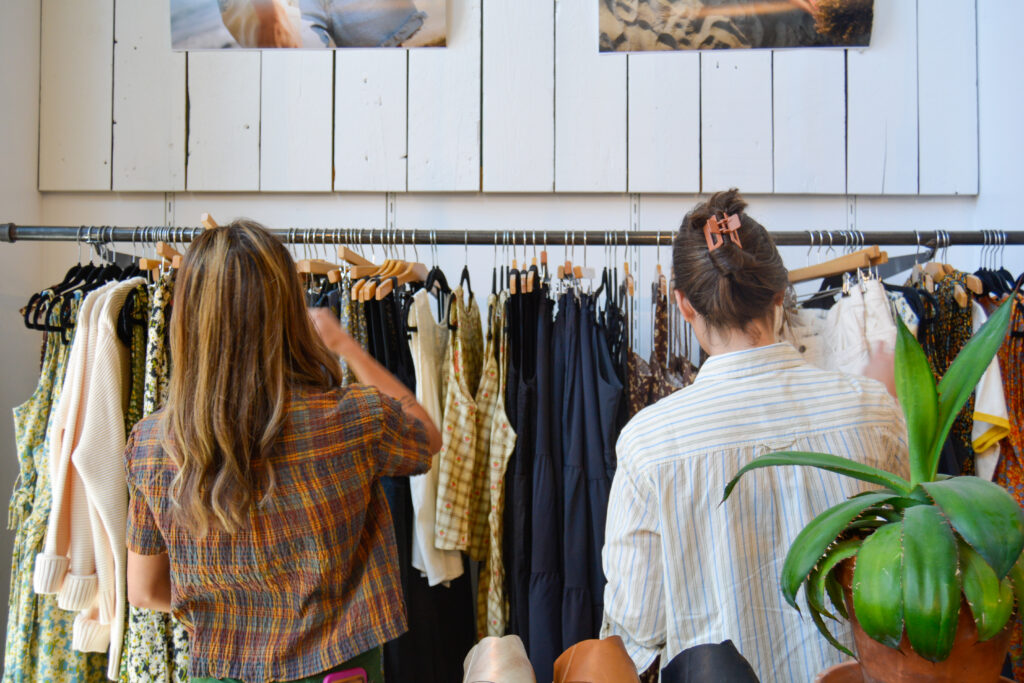 People shopping at Toad&Co. Photo credit: Harleigh Gastman