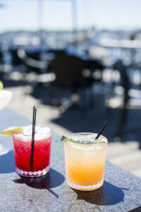 Drinks at Saltwater Grille. Photo Credit: Capshore Photography.