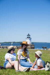 Friends at Bug Light Park. Photo Credit: Capshore Photography.