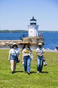 Friends in Liberty Graphics T-Shirts at Bug Light Park. Photo Credit: Capshore Photography.